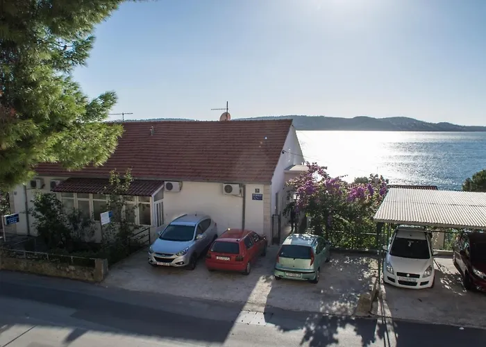 Mastelic With Pool Next To The * Trogir