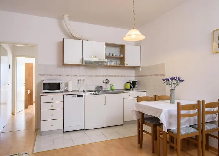 Lägenhet Mastelic With Pool Next To The Trogir