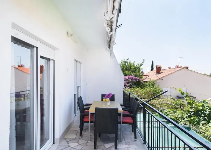 Lägenhet Mastelic With Pool Next To The Trogir